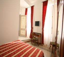 Bed and breakfast reservation in Florence