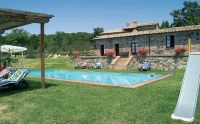 Holiday homes with pool near Montepulciano, in the Siena countryside